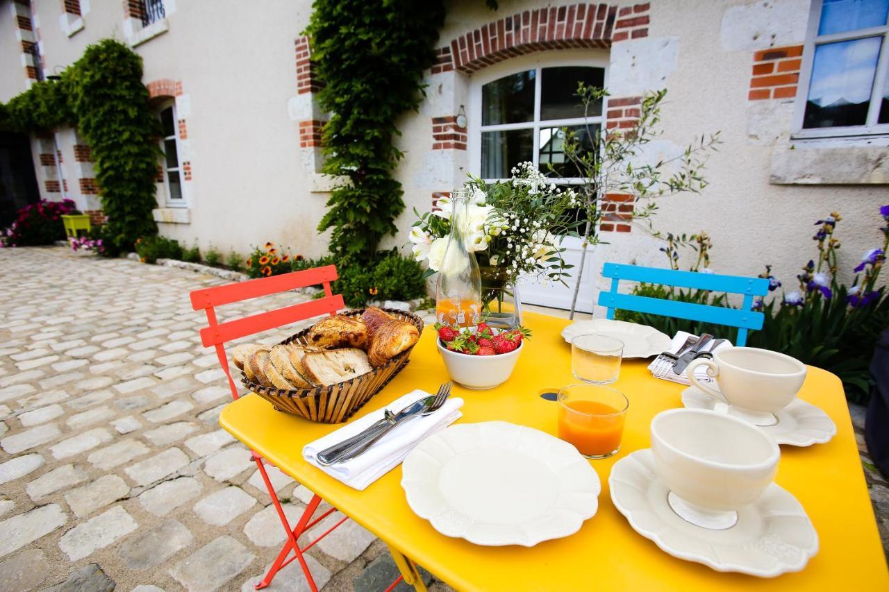 L'Atelier Apartment Saint-Denis-sur-Loire Exterior foto